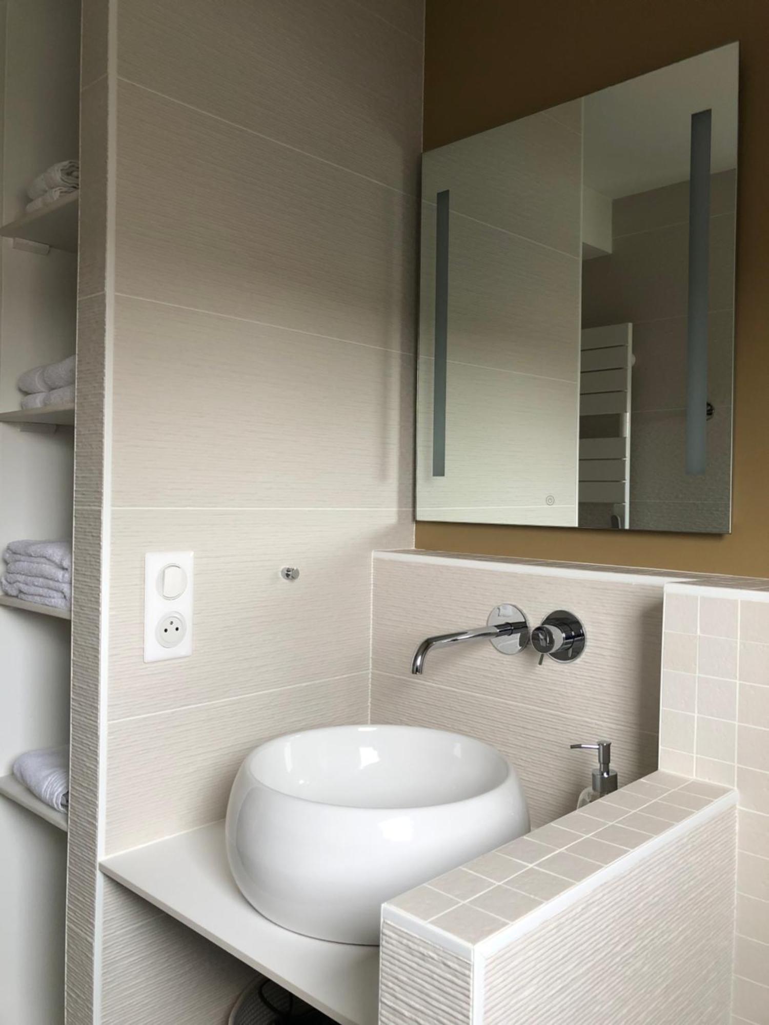 Face A La Mer, Bel Appartement Saint-Nazaire  Exterior foto