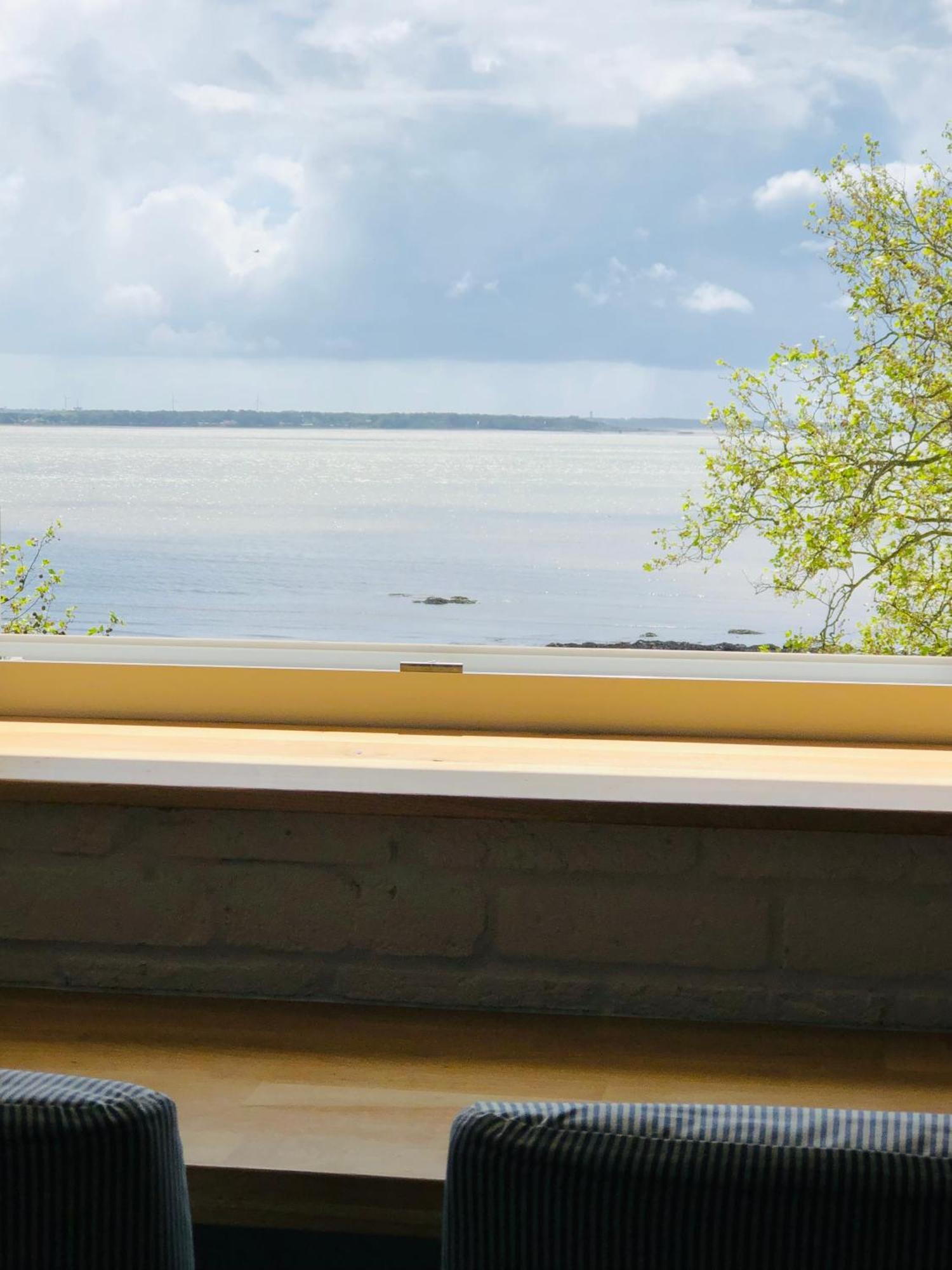 Face A La Mer, Bel Appartement Saint-Nazaire  Exterior foto